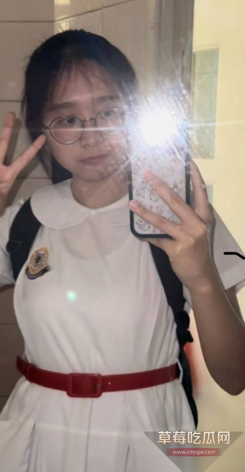 香港学生妹朱双双不雅视频流出 39
