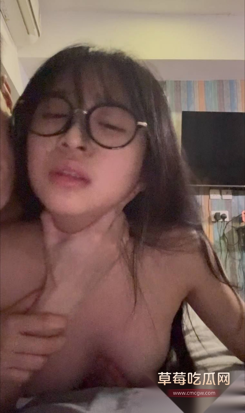 香港学生妹朱双双不雅视频流出 40