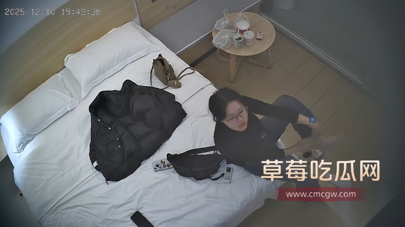 超级巨乳反差眼镜少妇 7 超级巨乳反差眼镜少妇 7