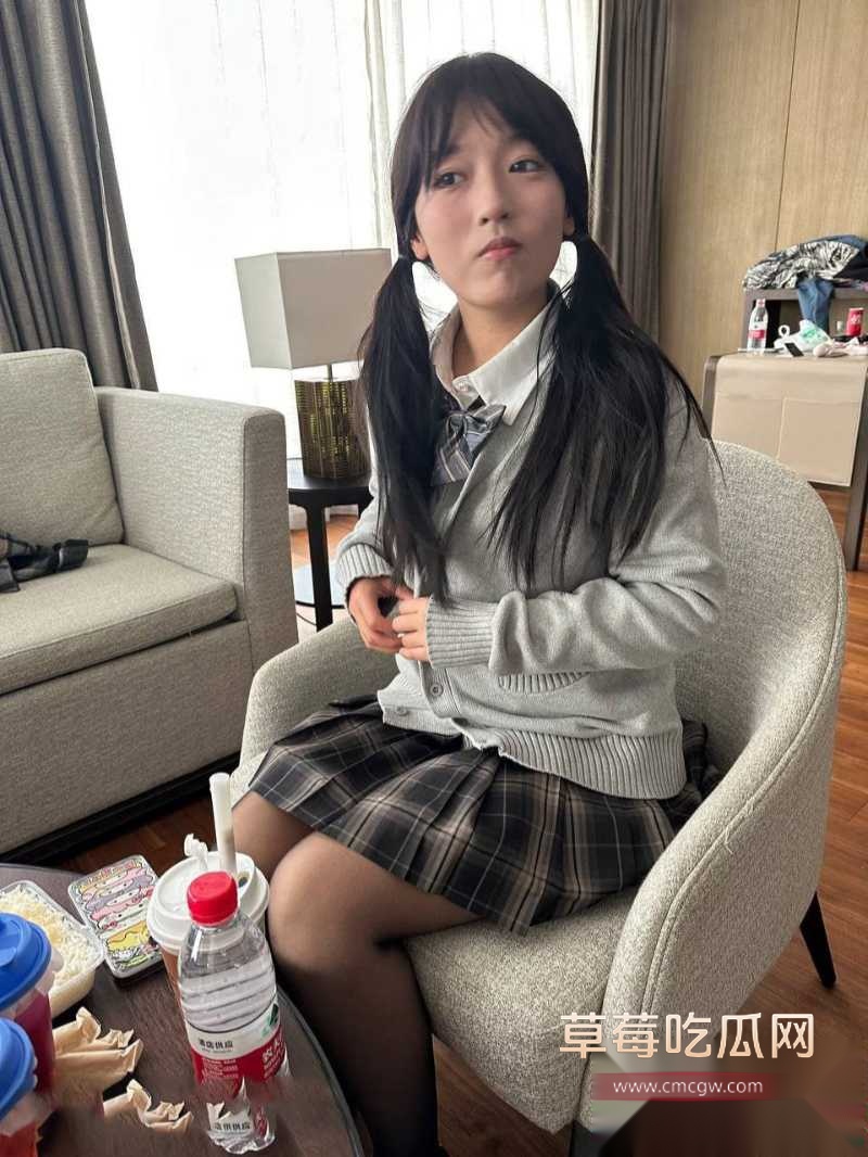 抖音爆火的马鞍山学院傻白甜冯欣果 15 抖音爆火的马鞍山学院傻白甜冯欣果 15