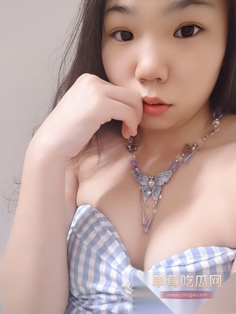 广西梧州反差婊刘思媚 9 广西梧州反差婊刘思媚 9
