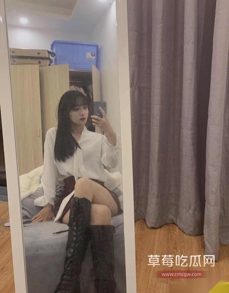 长春大学学生 李婷 9 长春大学学生 李婷 9