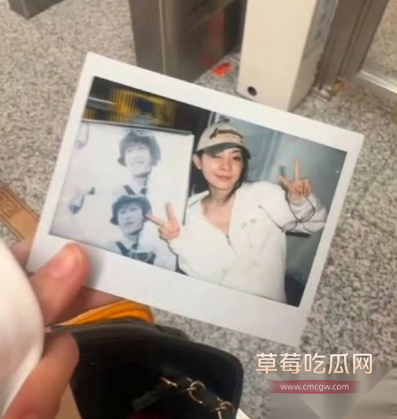 千万粉丝女网红温精灵彻底翻车 29 千万粉丝女网红温精灵彻底翻车 29