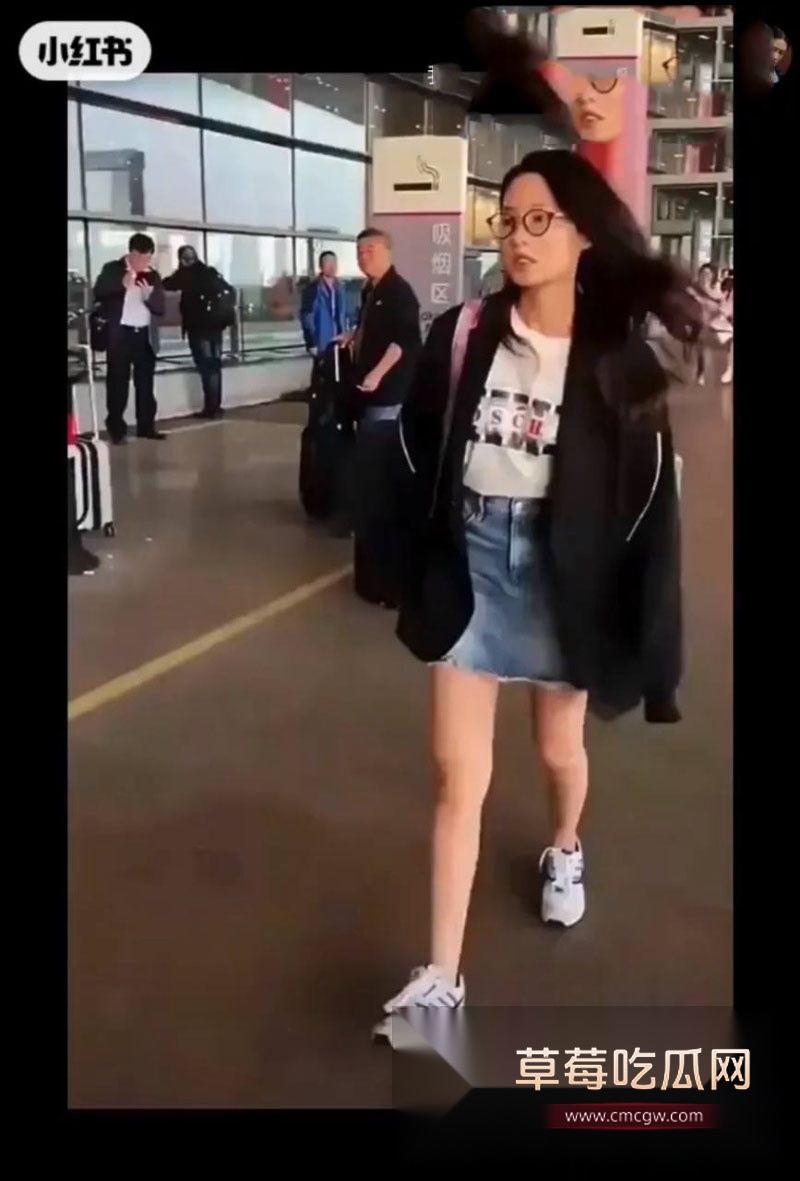 女演员李沁私生活混乱13 女演员李沁私生活混乱13