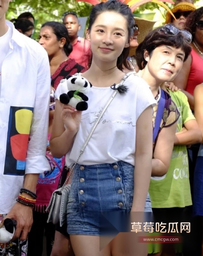 女演员李沁私生活混乱71 女演员李沁私生活混乱71