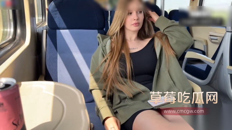 comatozze 火车约炮 1 comatozze 火车约炮 1