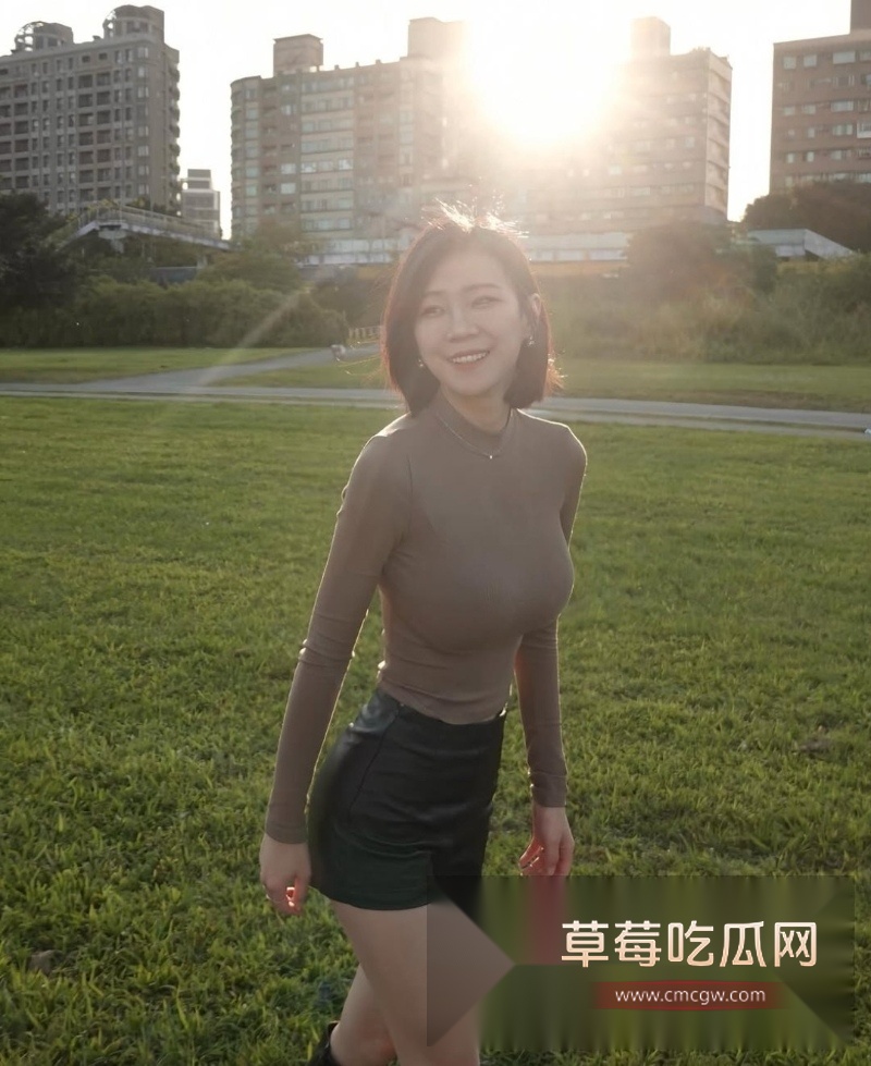 超漂亮短发巨乳网美麦麦家用摄像头遭黑客破解 8 超漂亮短发巨乳网美麦麦家用摄像头遭黑客破解 8
