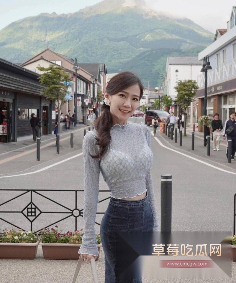 超漂亮短发巨乳网美麦麦家用摄像头遭黑客破解 17 超漂亮短发巨乳网美麦麦家用摄像头遭黑客破解 17