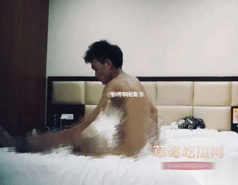 快手770万粉丝金牌志虎被曝恋爱中偷吃 23 快手770万粉丝金牌志虎被曝恋爱中偷吃 23