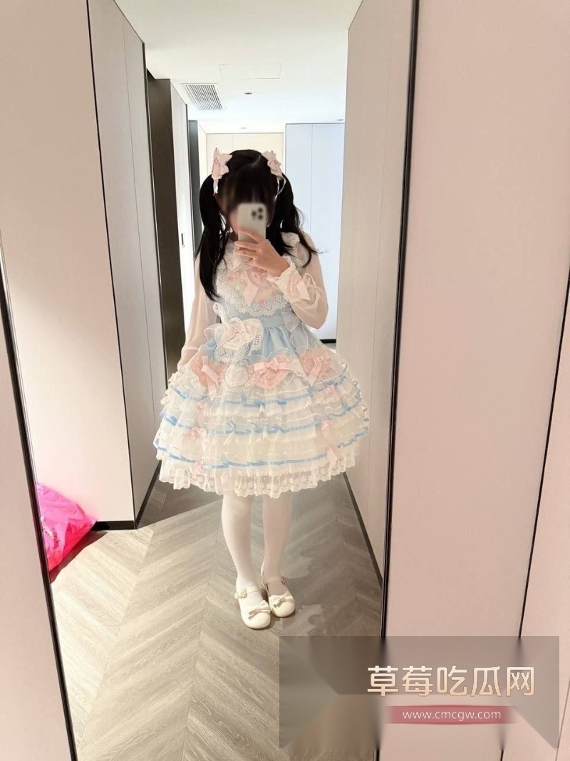 推特微微胖高颜值双马尾少萝 13 推特微微胖高颜值双马尾少萝 13