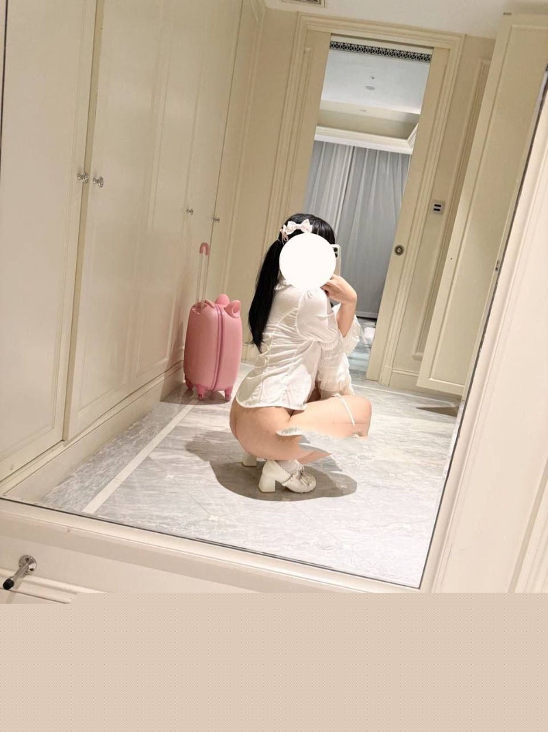 推特微微胖高颜值双马尾少萝 21 推特微微胖高颜值双马尾少萝 21