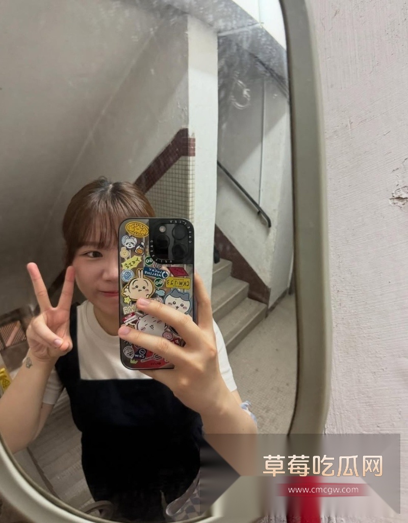 超漂亮巨乳短发齐刘海餐厅驻唱歌手 13