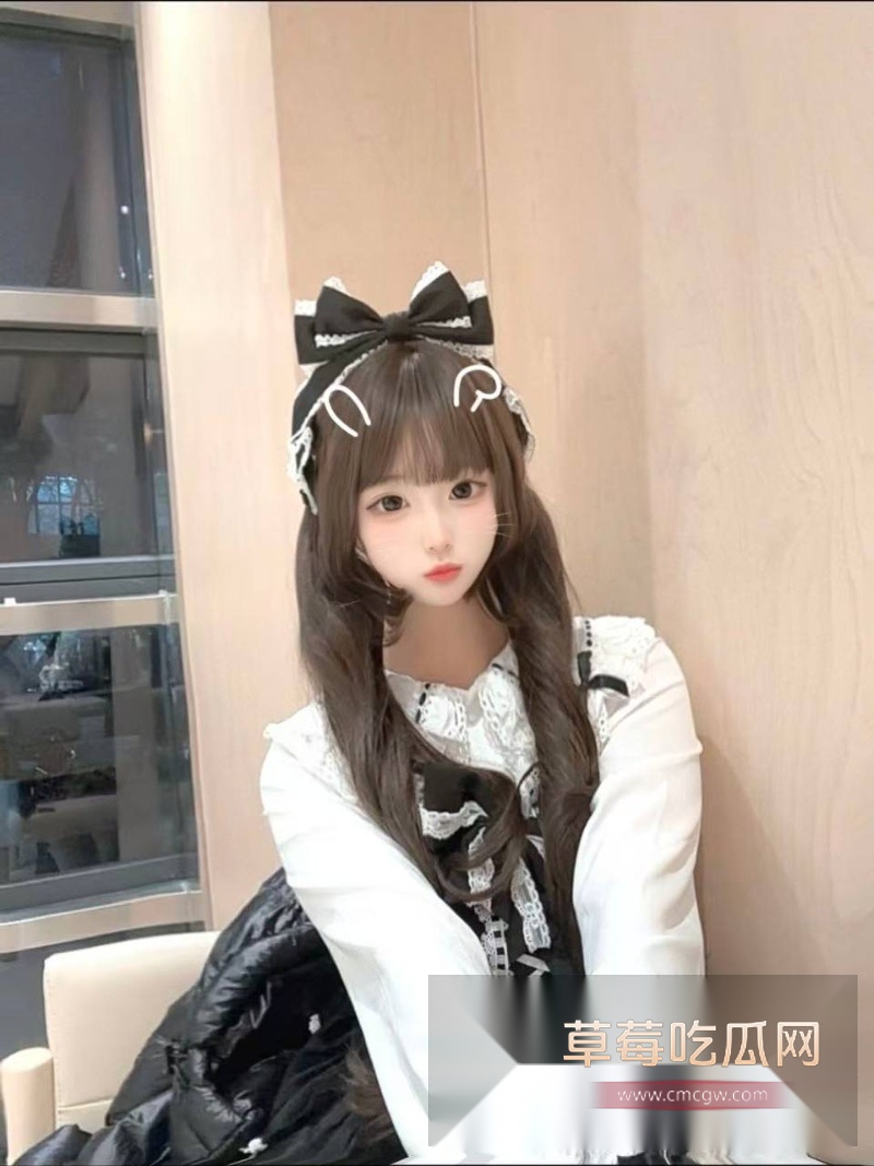 阿黑颜反差婊门槛福利 1 阿黑颜反差婊门槛福利 1