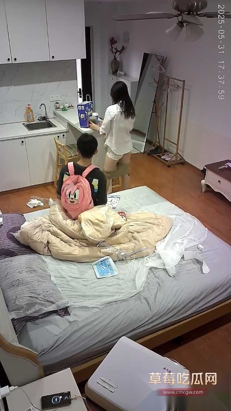 反差眼镜女大学生 5