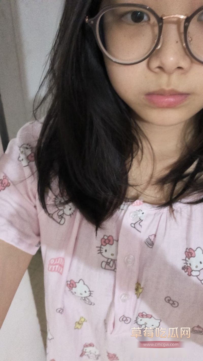 在校女大学生董明洁4