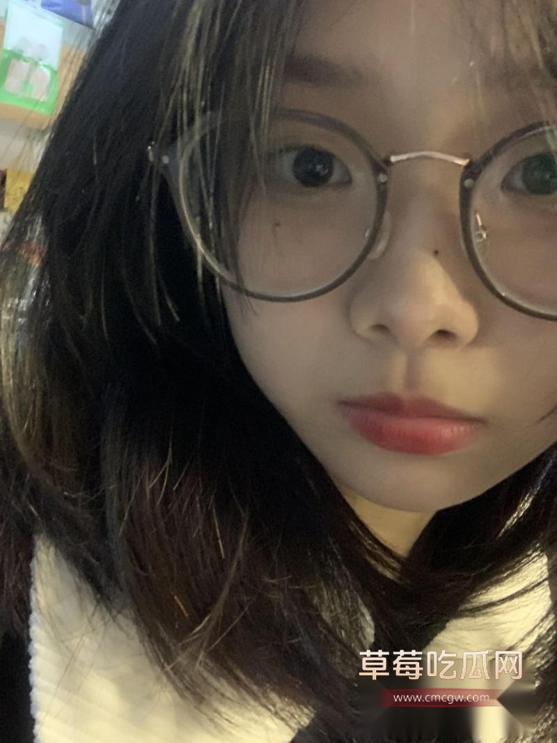 在校女大学生董明洁5