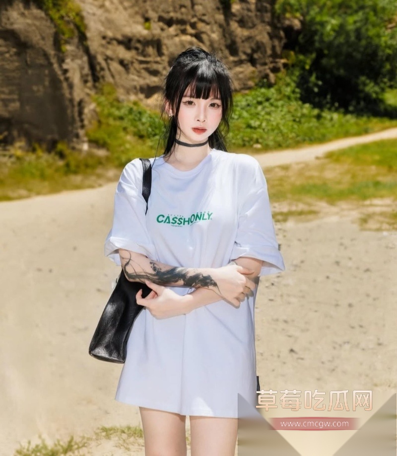 IG20万粉高颜巨乳模特ZAZZA 18 IG20万粉高颜巨乳模特ZAZZA 18