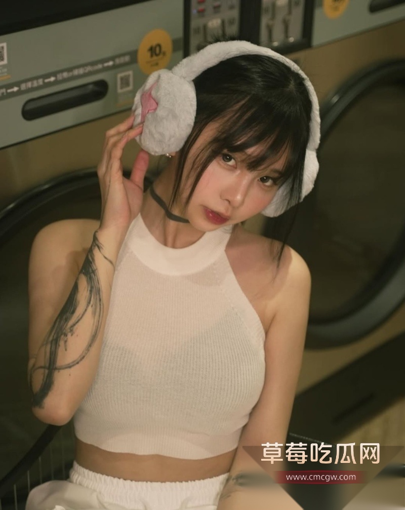 IG20万粉高颜巨乳模特ZAZZA 21 IG20万粉高颜巨乳模特ZAZZA 21