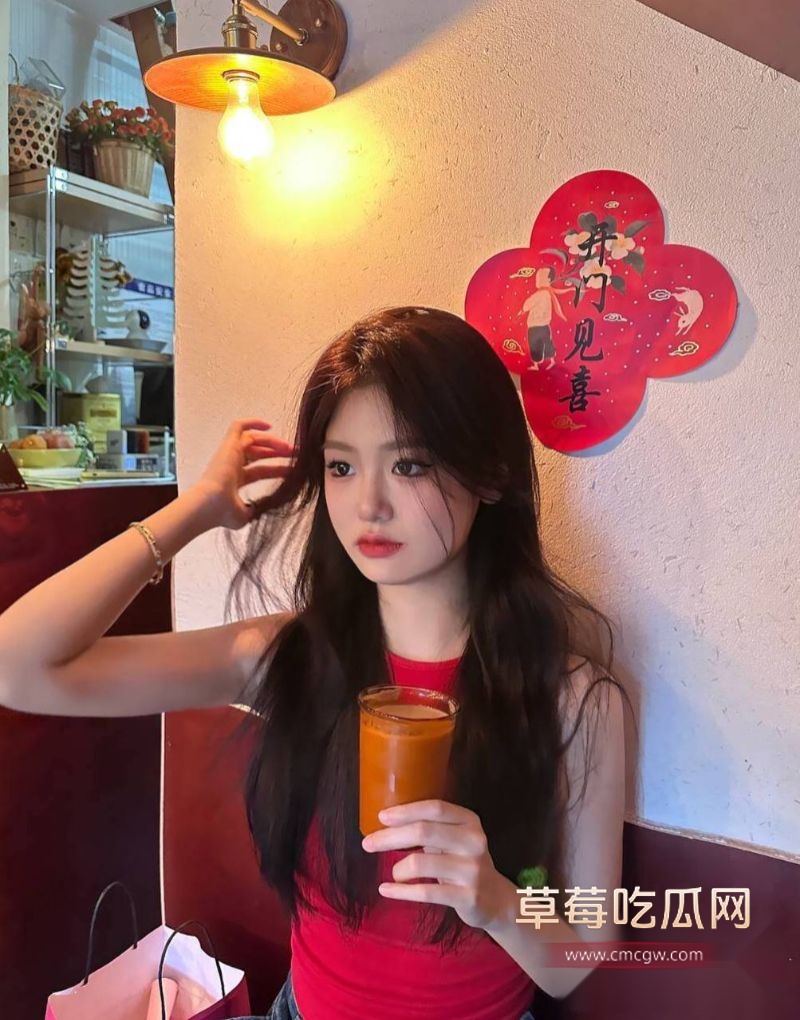湖南反差婊叶佳与富二代男友私拍泄密2