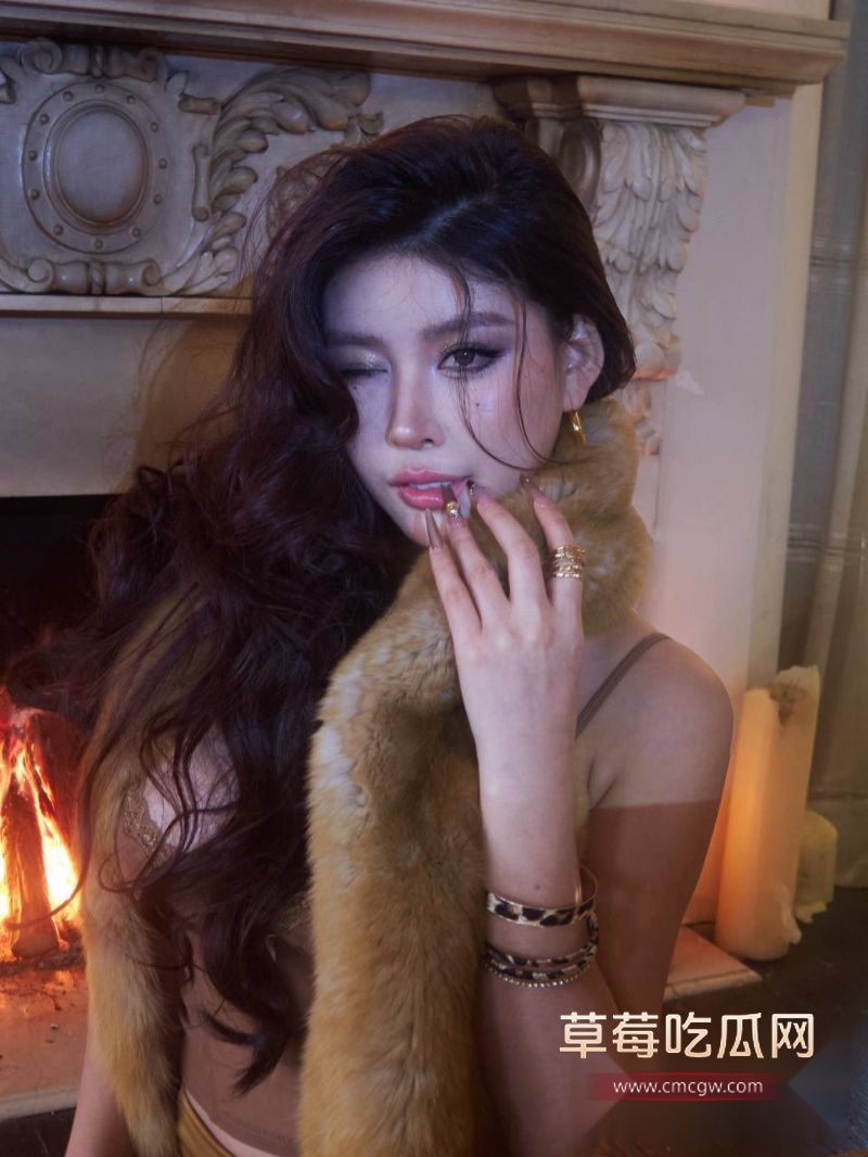 巨乳御姐炸裂聊天记录流出!1 巨乳御姐炸裂聊天记录流出!1