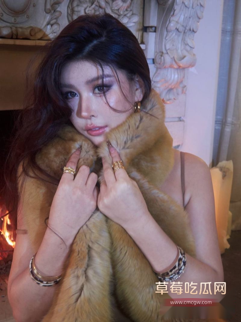 巨乳御姐炸裂聊天记录流出!2 巨乳御姐炸裂聊天记录流出!2