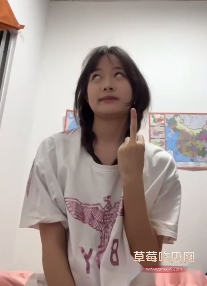 清纯素人美少女私密视频曝光1 清纯素人美少女私密视频曝光1