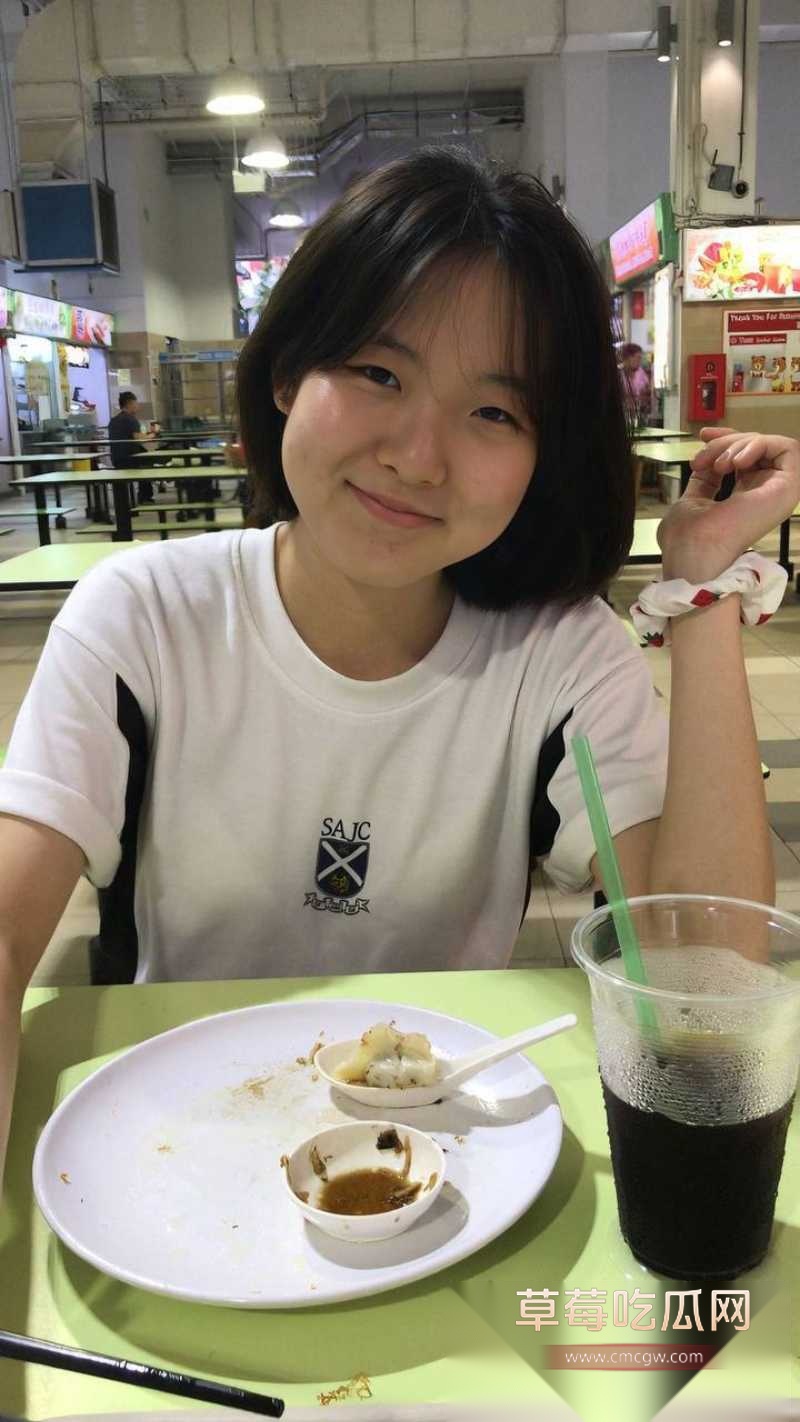 新加坡留学生罗静妍 20 新加坡留学生罗静妍 20