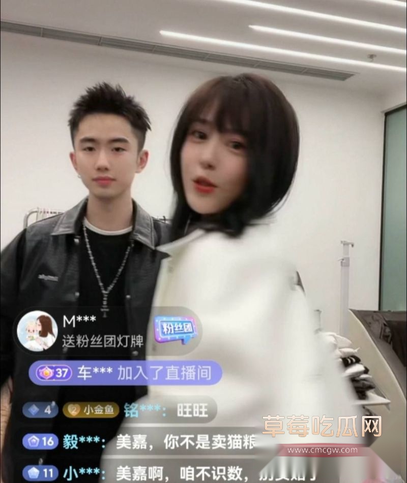 爱情公寓陈美嘉扮演者李金铭疑似怀孕7 爱情公寓陈美嘉扮演者李金铭疑似怀孕7