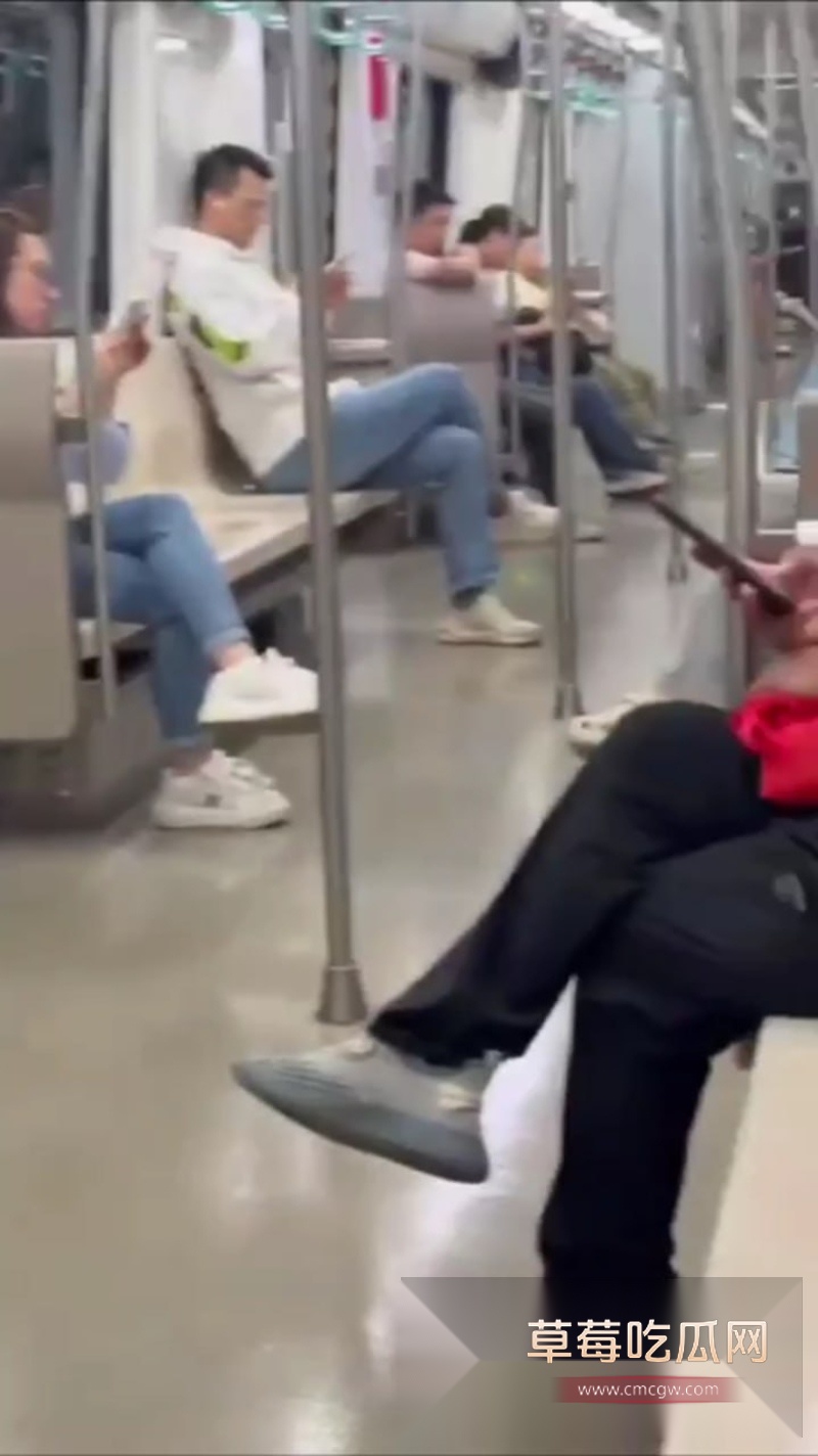 南京地铁再现露出拍摄 3 南京地铁再现露出拍摄 3