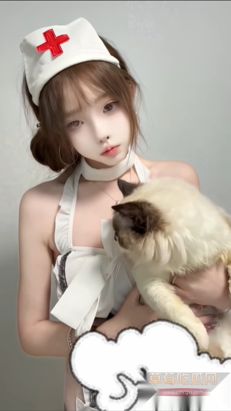 抖音大奶嫩妹小鱼京子 23