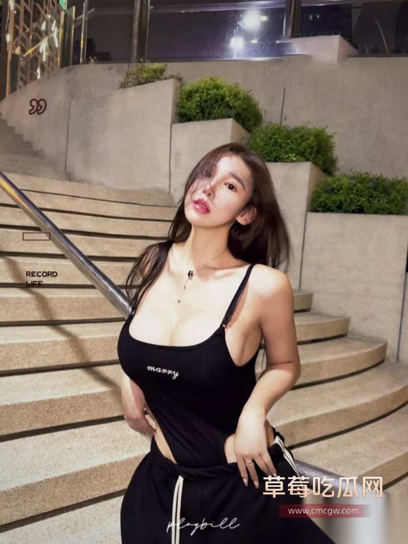 抖音老牌网红sibyl是女巫 19 抖音老牌网红sibyl是女巫 19