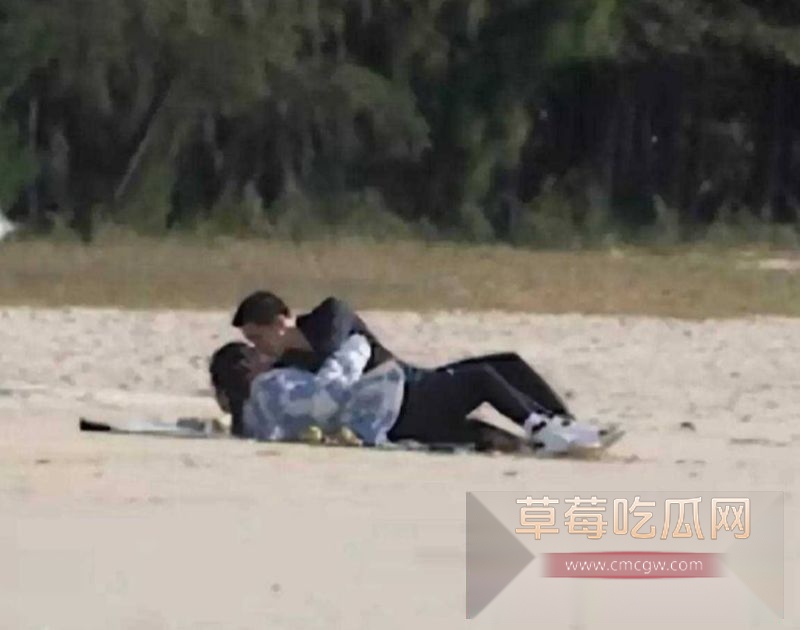 王安宇与关晓彤等女明星的亲密合照5 王安宇与关晓彤等女明星的亲密合照5