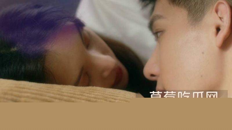 王安宇与关晓彤等女明星的亲密合照14 王安宇与关晓彤等女明星的亲密合照14