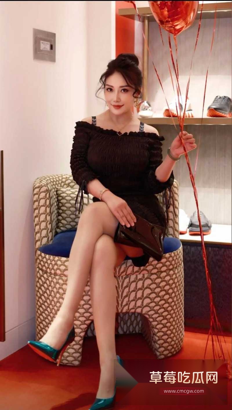 抖音性感女神秋芊月私密大尺度彻底曝光 6 抖音性感女神秋芊月私密大尺度彻底曝光 6