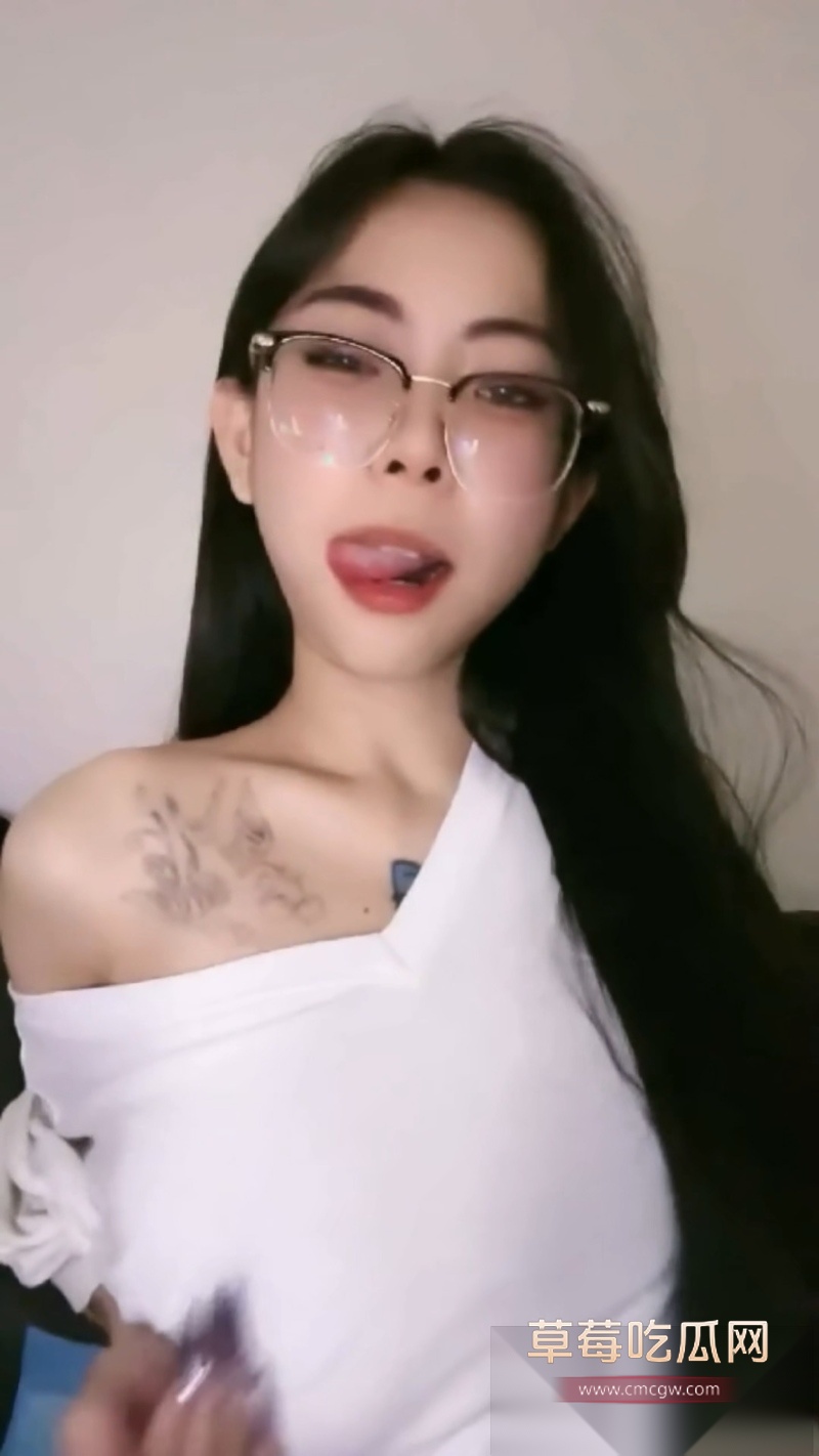 极品四眼纹身妹妮寇1v1 2 极品四眼纹身妹妮寇1v1 2