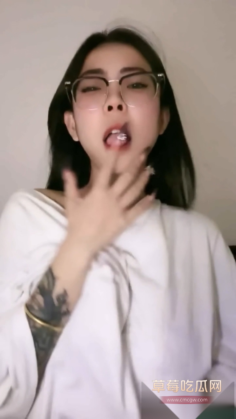 极品四眼纹身妹妮寇1v1 3 极品四眼纹身妹妮寇1v1 3