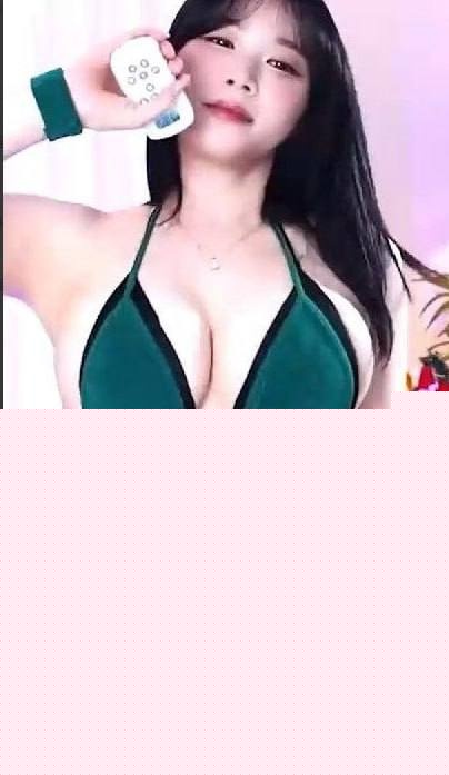 李梨涡这个游山恋系列的极品女神 4 李梨涡这个游山恋系列的极品女神 4