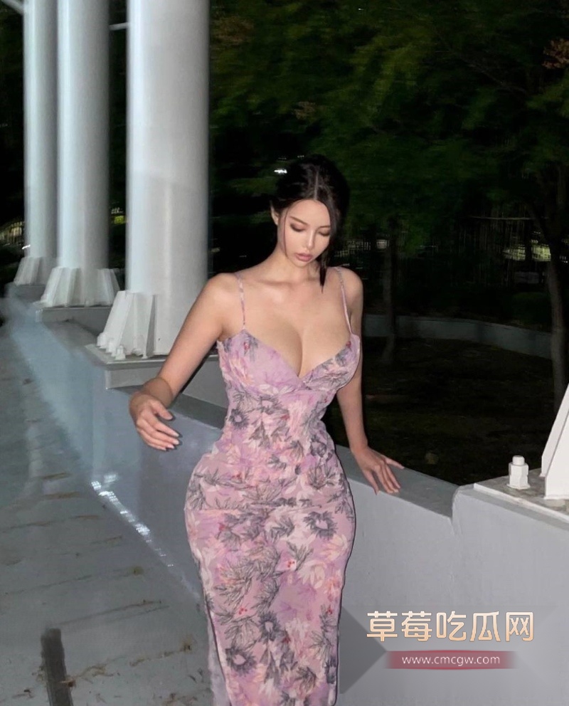 姜舒婷这个新流出的巨乳福利姬 2 姜舒婷这个新流出的巨乳福利姬 2