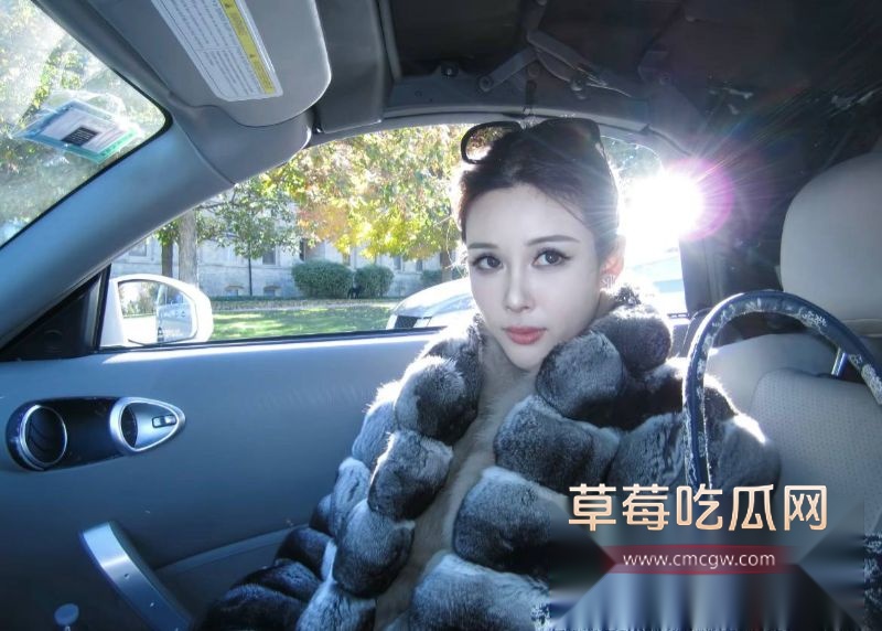 女王殿下私下约女网红夏牡丹4 女王殿下私下约女网红夏牡丹4