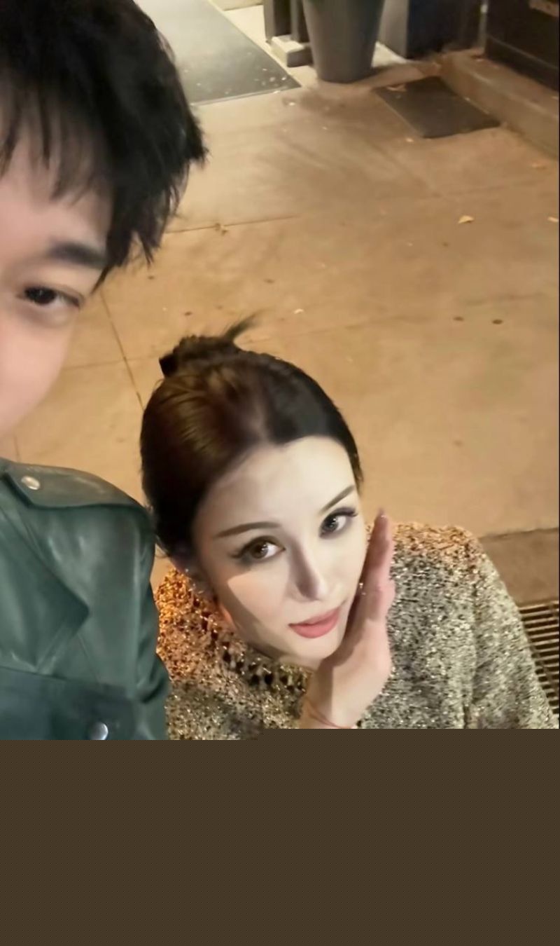 女王殿下私下约女网红夏牡丹5 女王殿下私下约女网红夏牡丹5