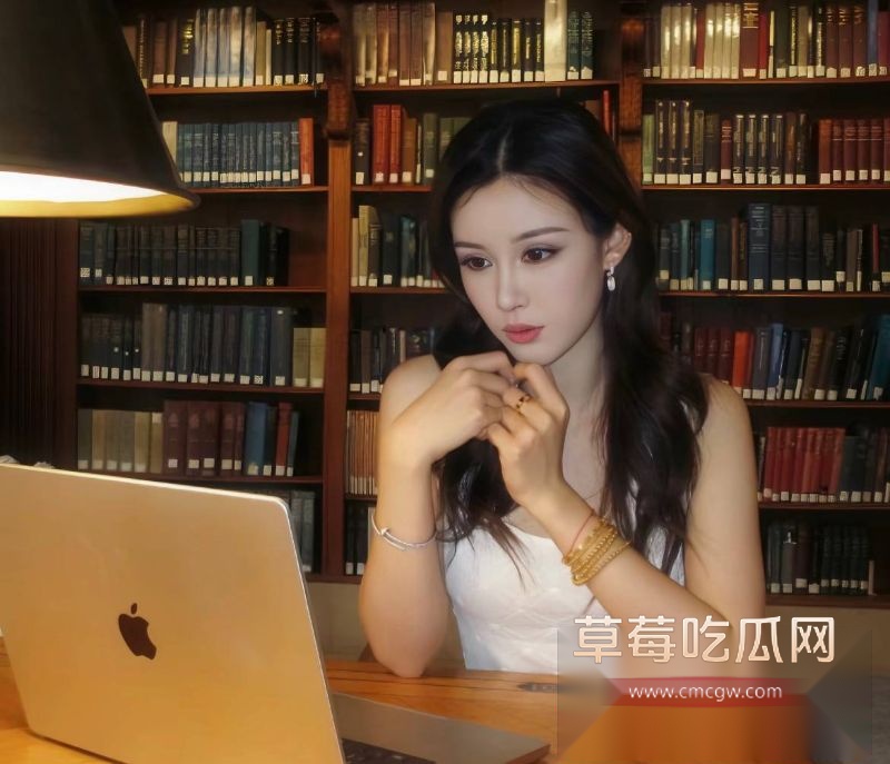 女王殿下私下约女网红夏牡丹9 女王殿下私下约女网红夏牡丹9
