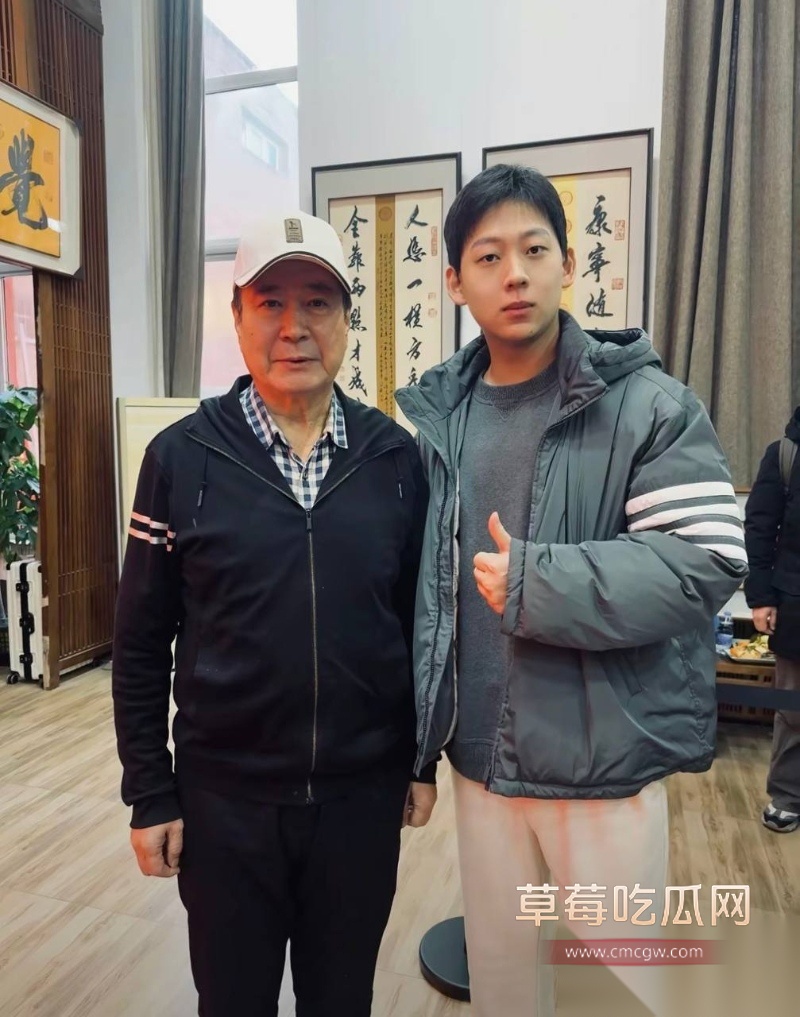 抖音超500万粉丝歌手陈雪凝新婚老公李瑞滨被曝是男名媛 42 抖音超500万粉丝歌手陈雪凝新婚老公李瑞滨被曝是男名媛 42