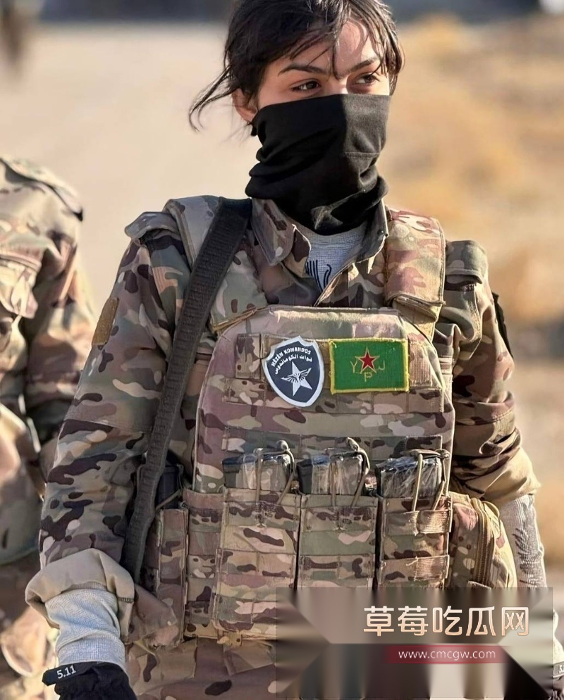 叙利亚惊现大量女兵被虐杀 ISIS极端恐怖组织 10