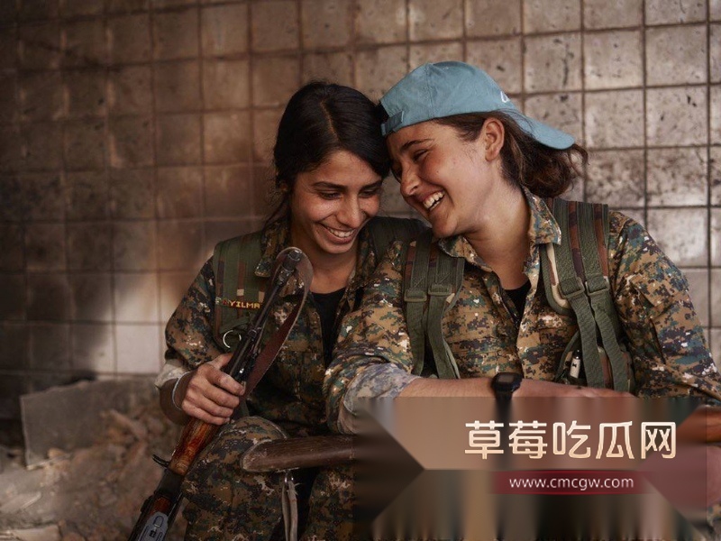 叙利亚惊现大量女兵被虐杀 ISIS极端恐怖组织 13
