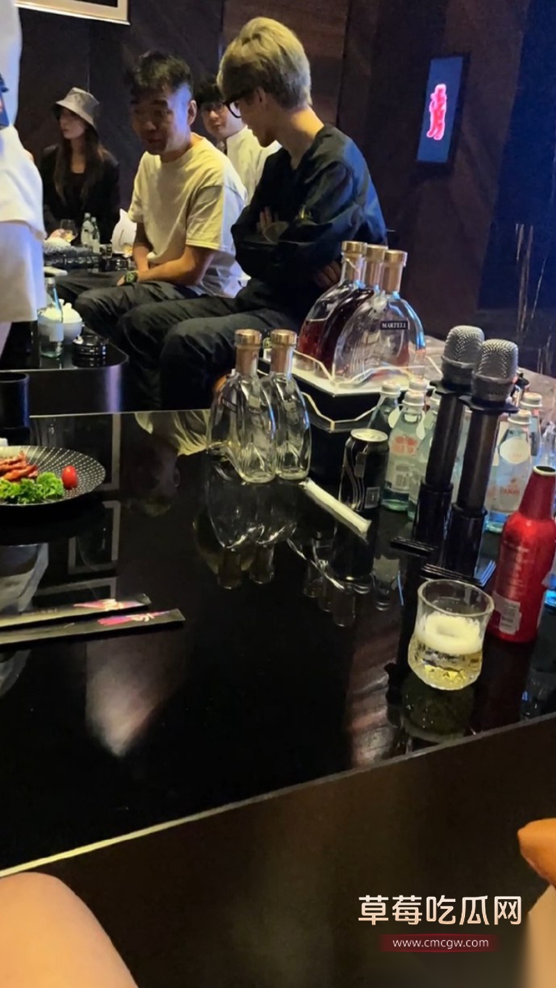 微博司晓迪深夜放锤 66 微博司晓迪深夜放锤 66