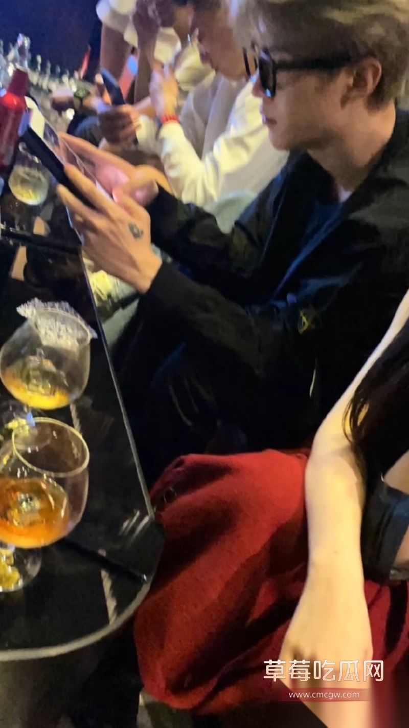 微博司晓迪深夜放锤 67 微博司晓迪深夜放锤 67