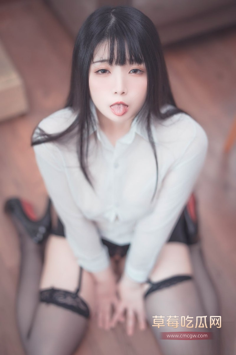推特极品落落Raku1.jpg 推特极品落落Raku1.jpg