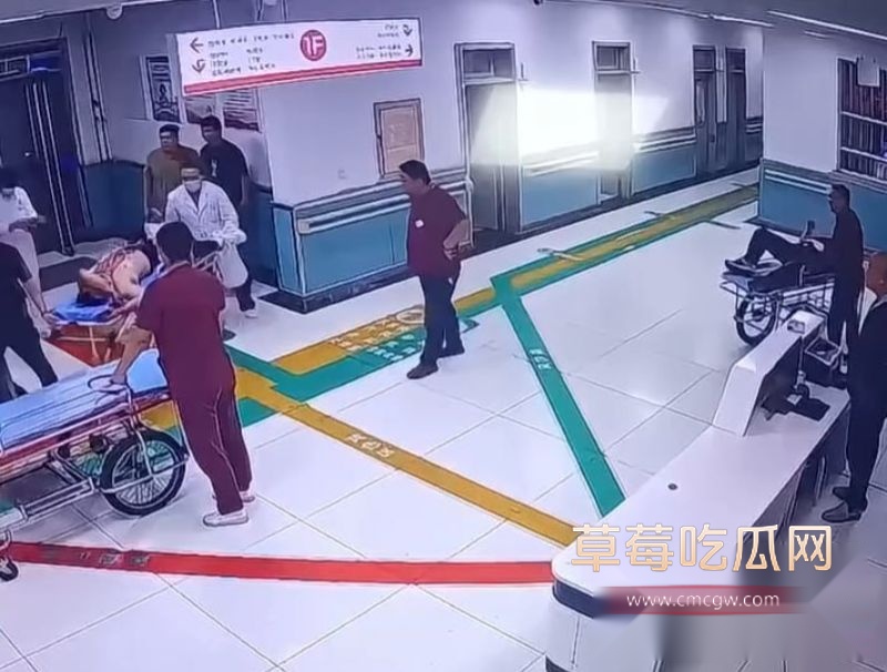 急诊大厅打架斗殴6