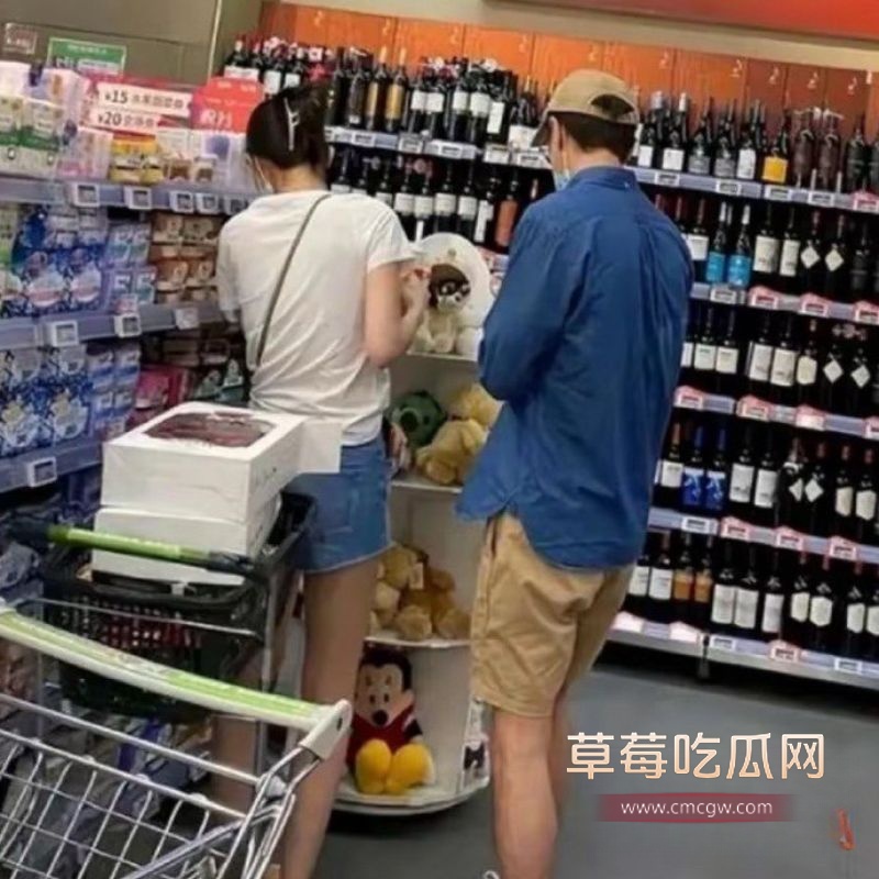 王玉雯与37岁杨玏被曝分手4 王玉雯与37岁杨玏被曝分手4
