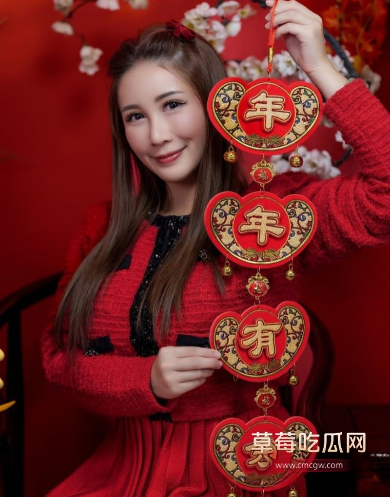 IG32万网红女神华华12 IG32万网红女神华华12